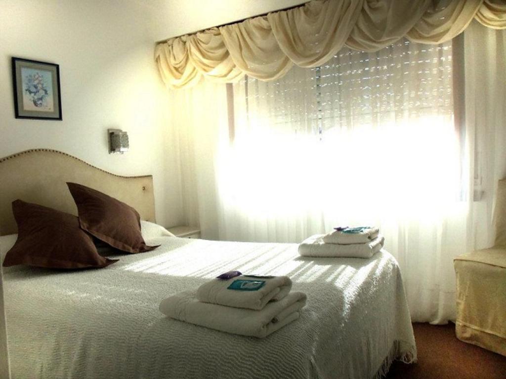 Dino'S Hotel บียาเจเซลล์ ห้อง รูปภาพ