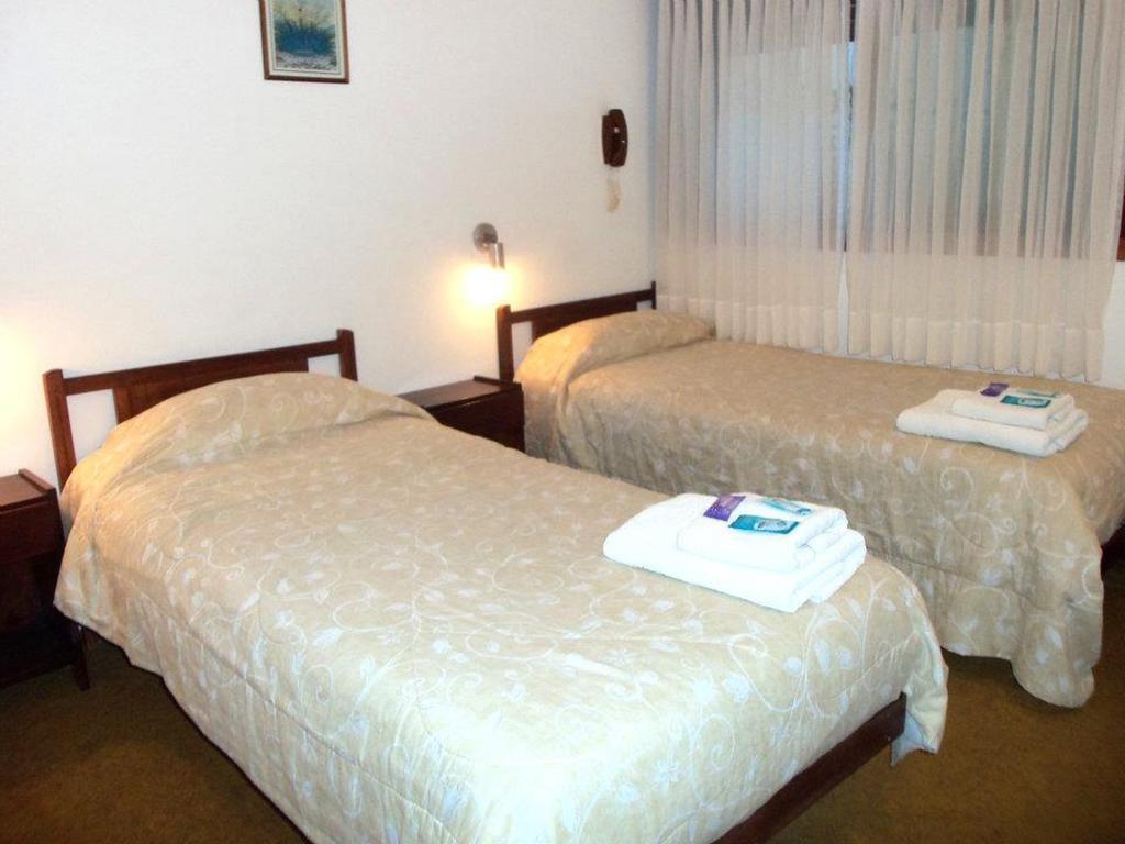 Dino'S Hotel บียาเจเซลล์ ห้อง รูปภาพ